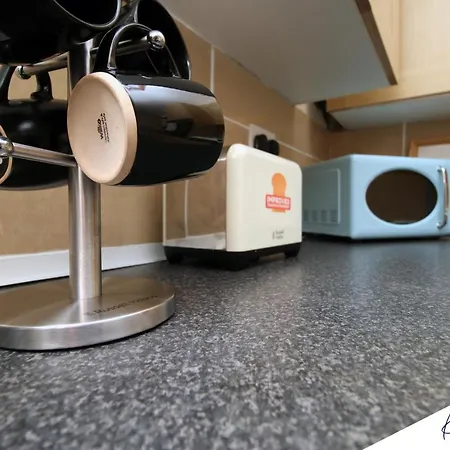 Apartment K Suites - Church Road I *